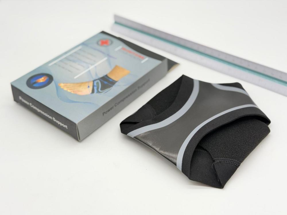 TOBILLERA DE COMPRESION AJUSTABLE EN CAJA 5444-1