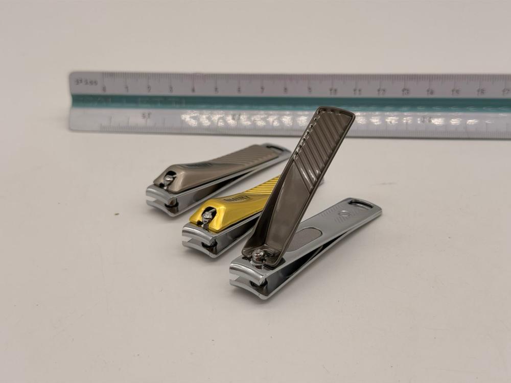 ALICATE NAIL CLIPPER QUALITY M5503-5502 MEDIANO LA UNIDAD